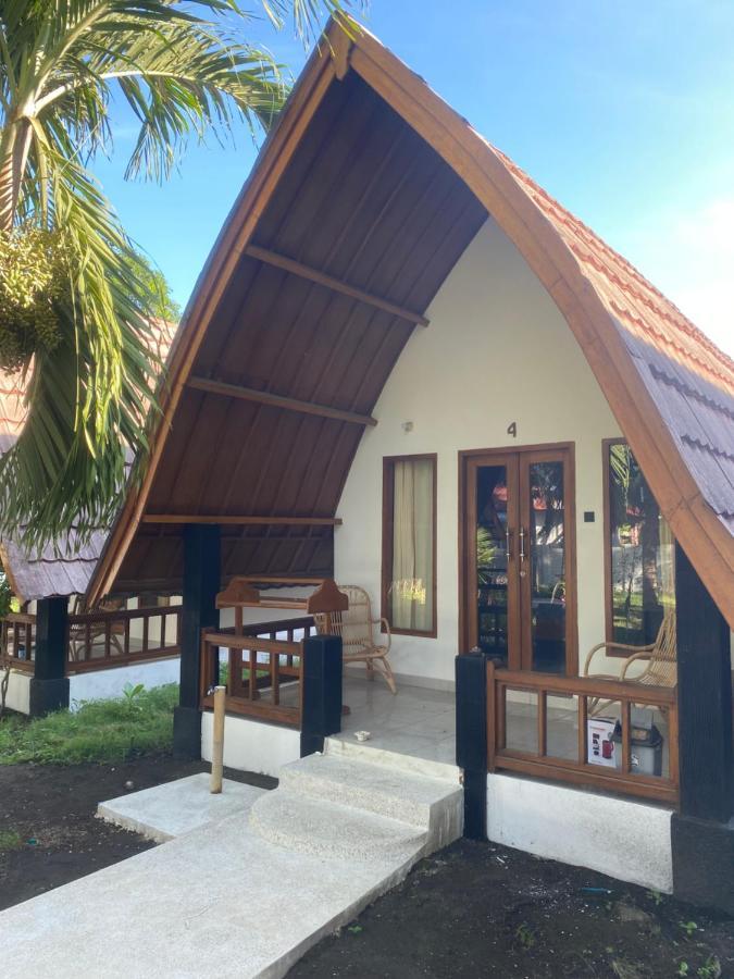 Отель Gili Land Гили-Эйр Экстерьер фото