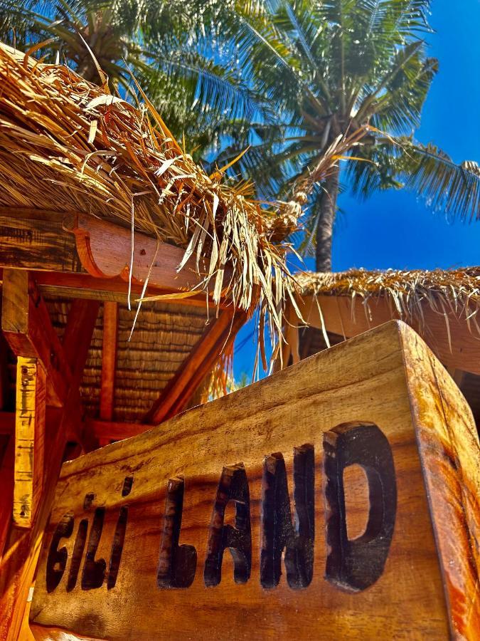 Отель Gili Land Гили-Эйр Экстерьер фото