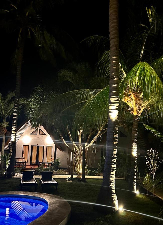 Отель Gili Land Гили-Эйр Экстерьер фото