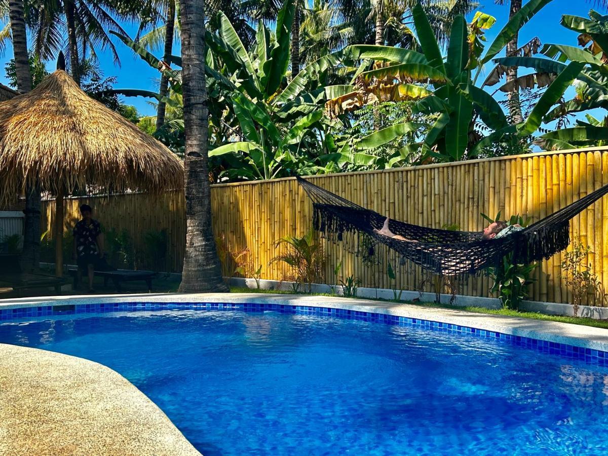 Отель Gili Land Гили-Эйр Экстерьер фото