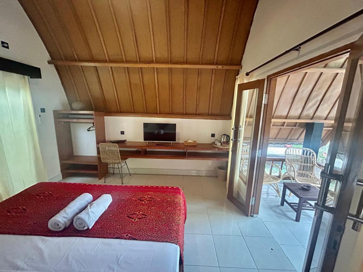 Отель Gili Land Гили-Эйр Экстерьер фото