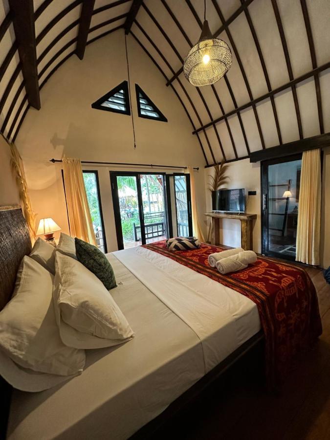 Отель Gili Land Гили-Эйр Экстерьер фото